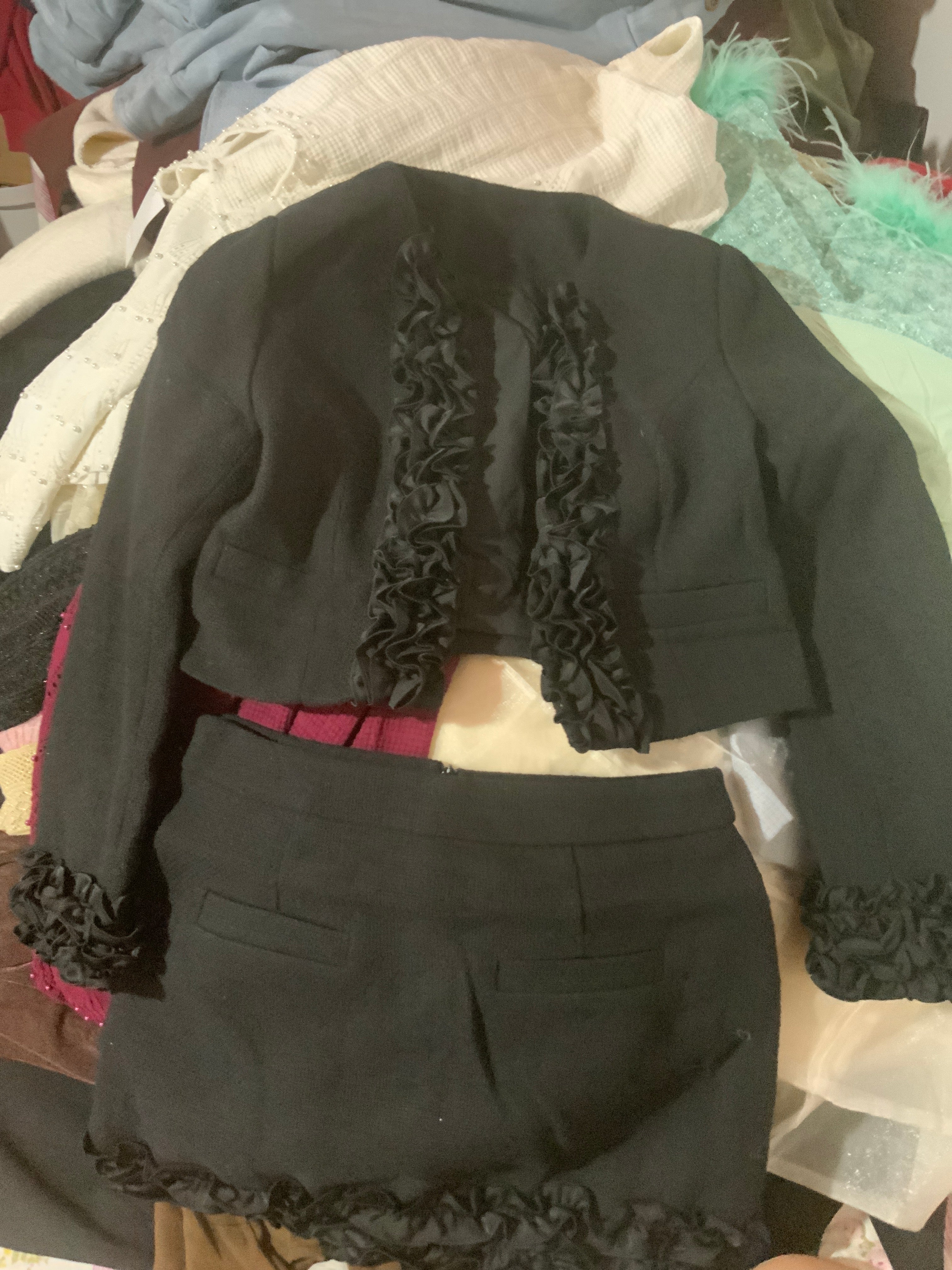 Set blazer and skirt