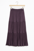 Elegant Black Pleated Long Skirt