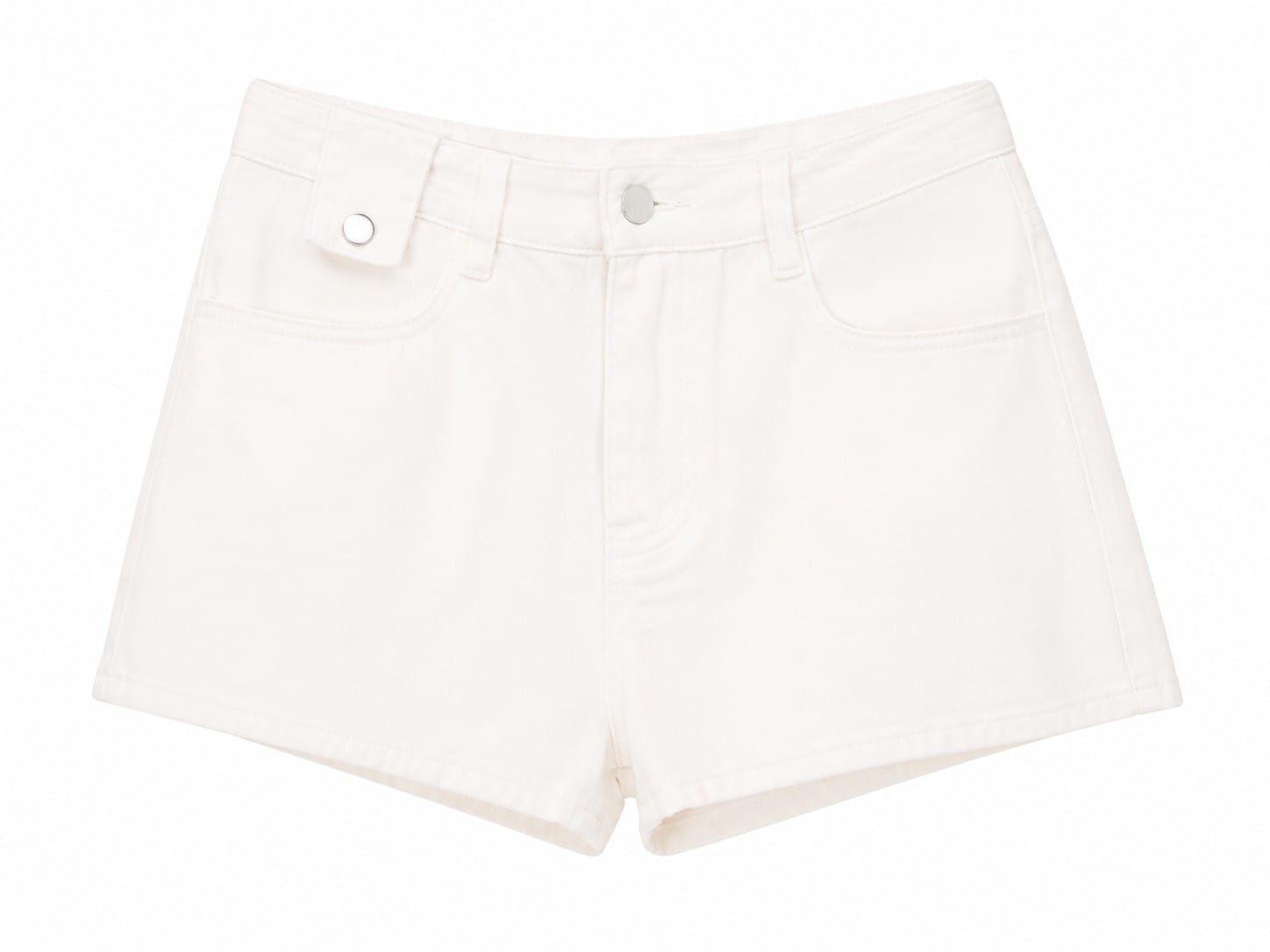 Classic white high-waisted shorts